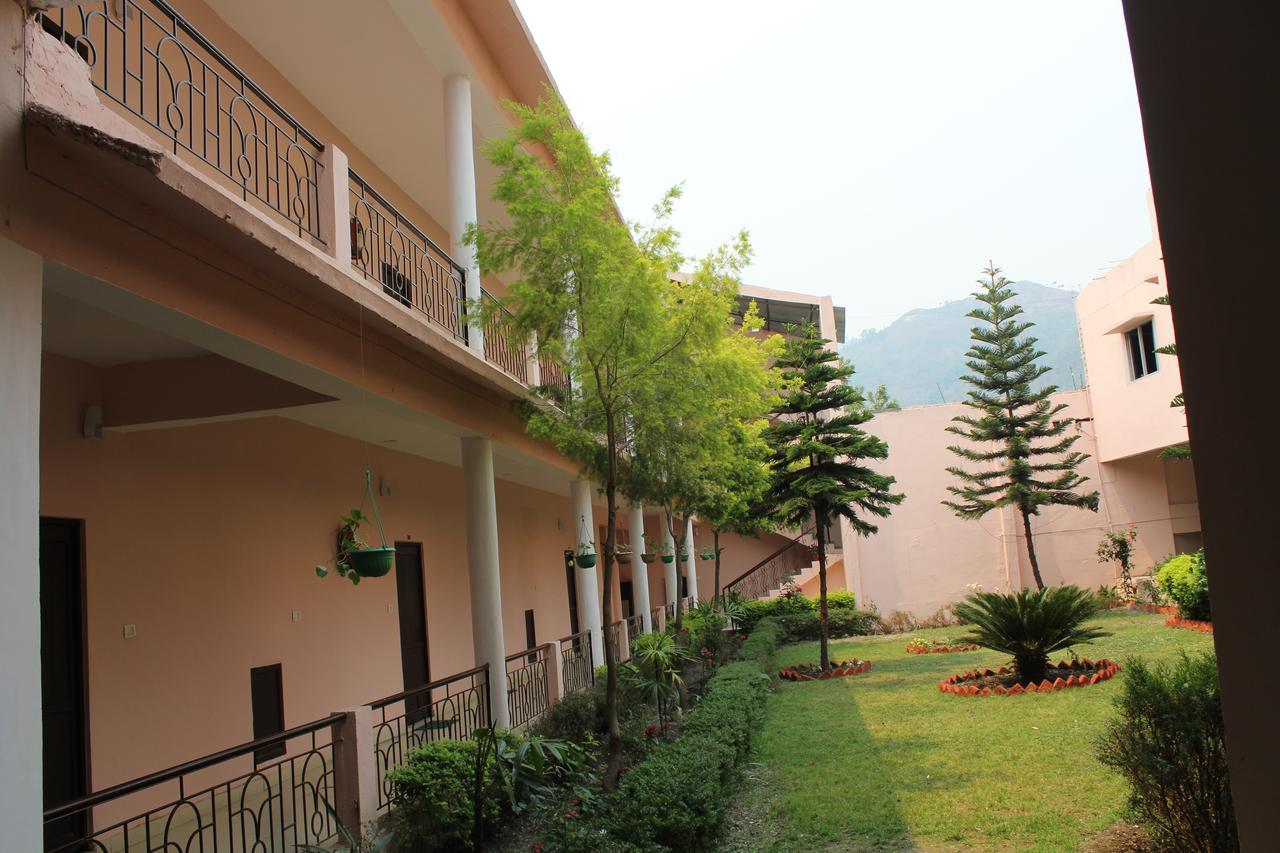 Greenwood Hotel Bhīm Tāl Dış mekan fotoğraf