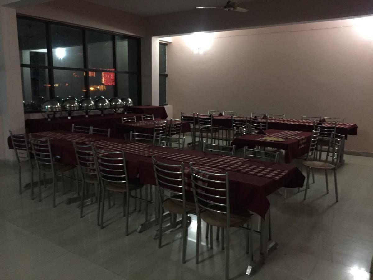 Greenwood Hotel Bhīm Tāl Dış mekan fotoğraf
